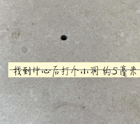 石狮瓷砖空鼓维修公司专业解答在瓷砖铺贴过程中，如果砂料搅拌不均匀，将会带来以下问题
